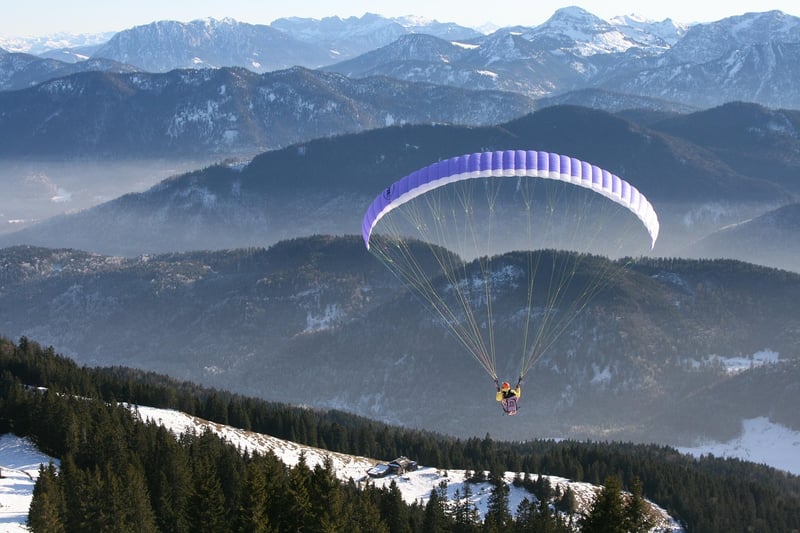 Paragliding Tours